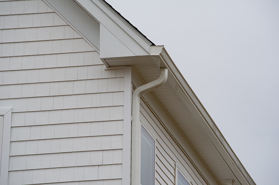 Home with new seamless aluminum rain gutters